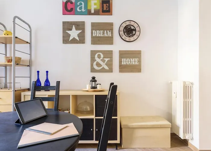 100m² 2 slaapkamer, 2 privé badkamer Appartement in Porta Vittoria